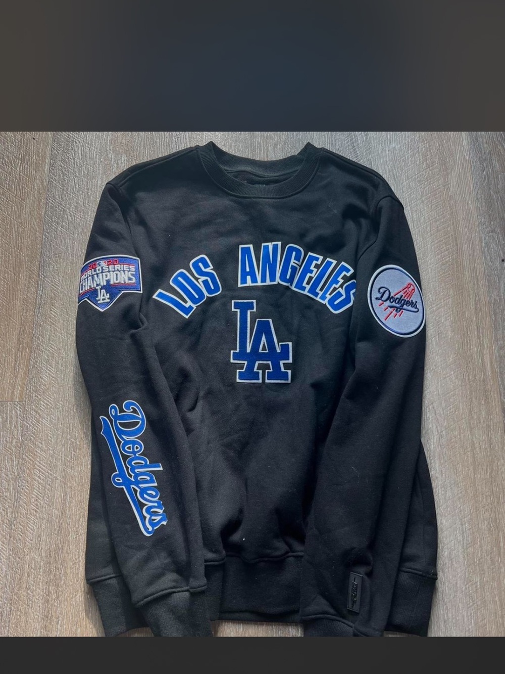 Black Pullover Crewneck Sweatshirt